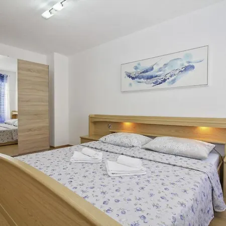 Holiday home Nikolina In - Haus Fuer 6 Personen