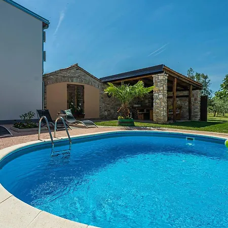 Nikolina In - Haus Fuer 6 Personen Feriehus *